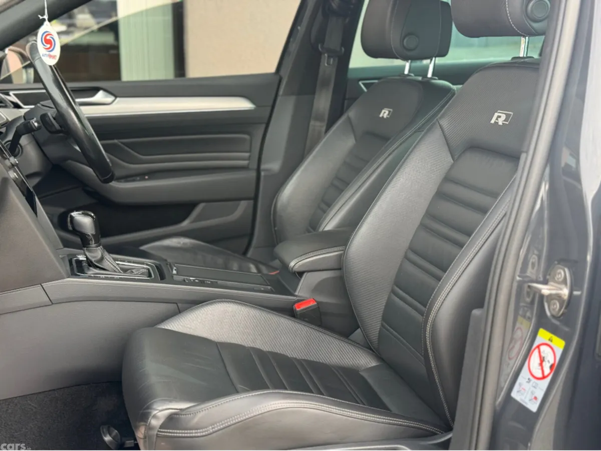 Volkswagen Passat Estate, Diesel, 2020, Grey
