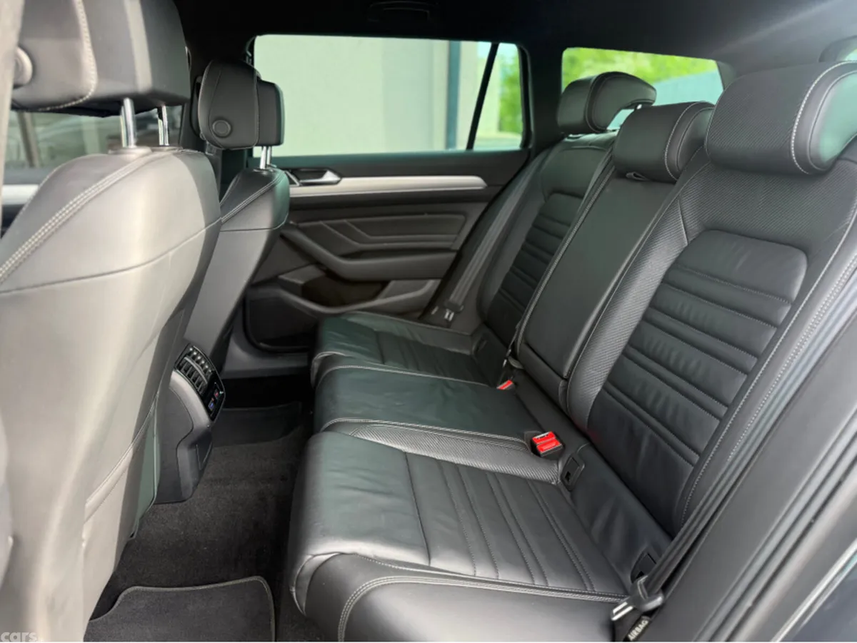 Volkswagen Passat Estate, Diesel, 2020, Grey