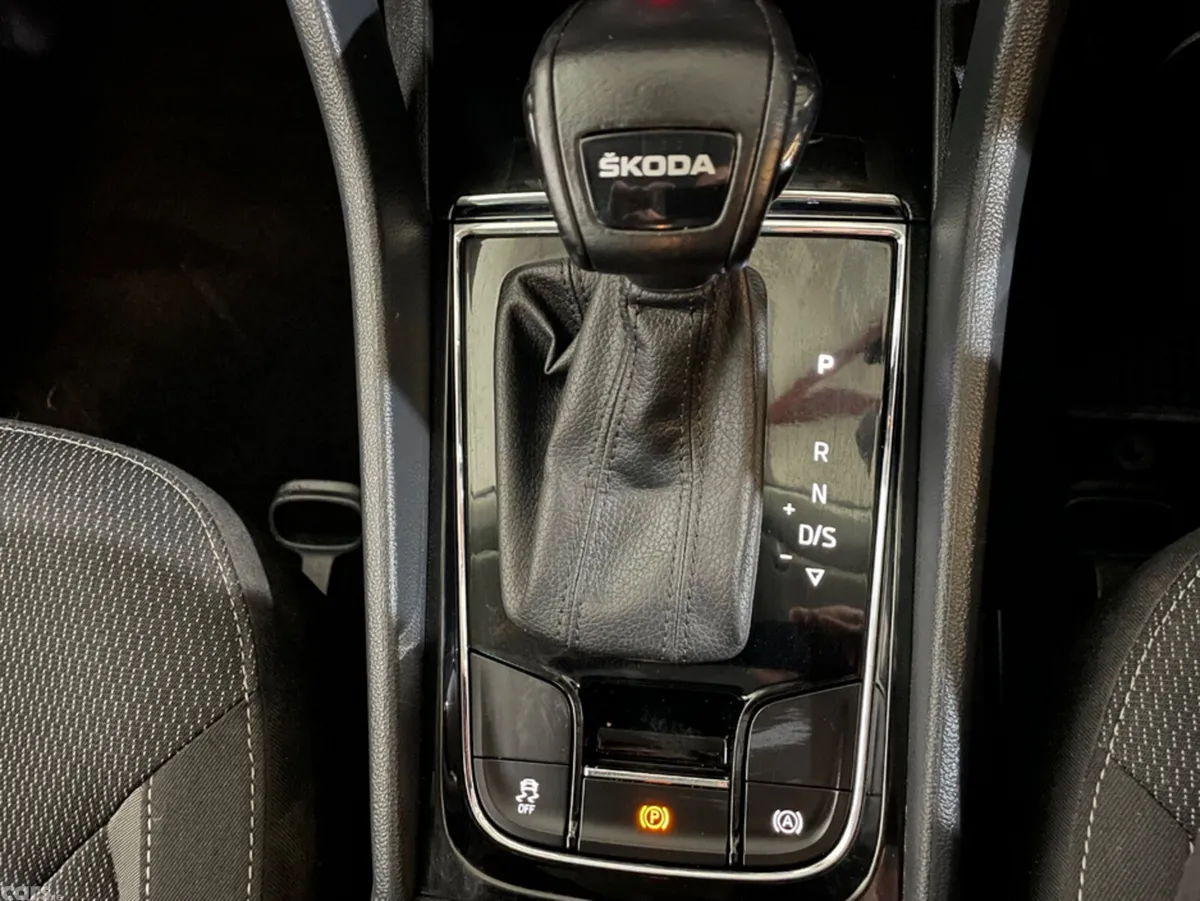 Skoda Kodiaq Estate, Diesel, 2022, Grey