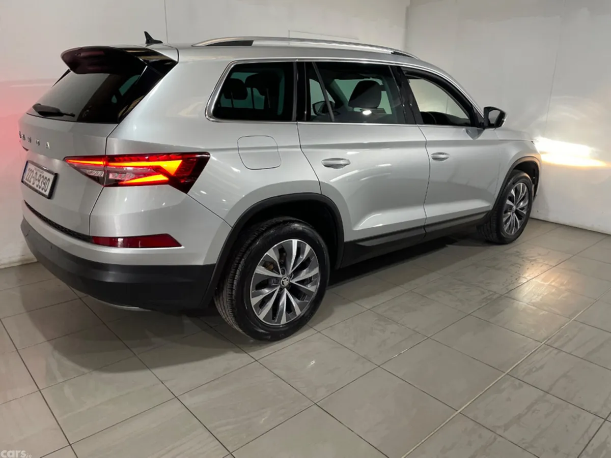 Skoda Kodiaq Estate, Diesel, 2022, Grey