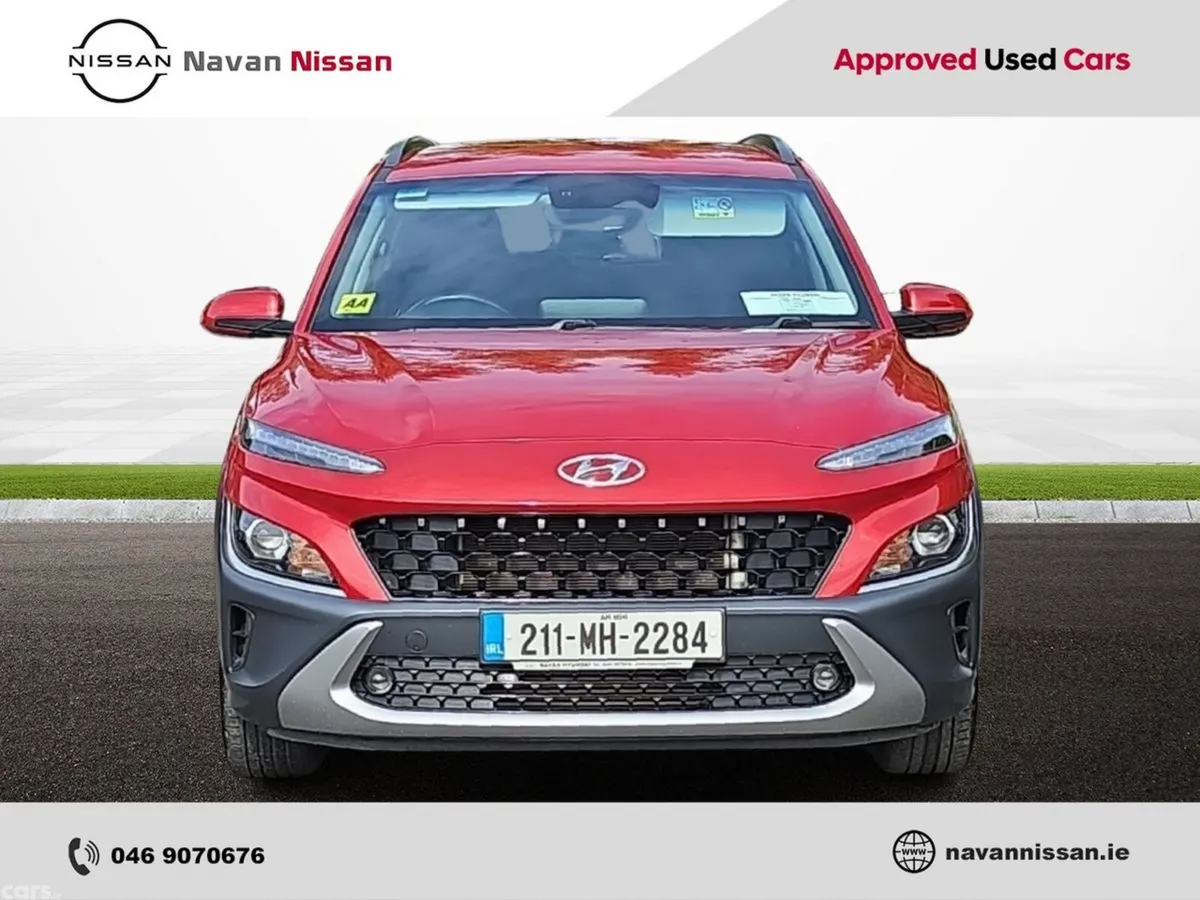Hyundai KONA MPV, Petrol, 2021, Red