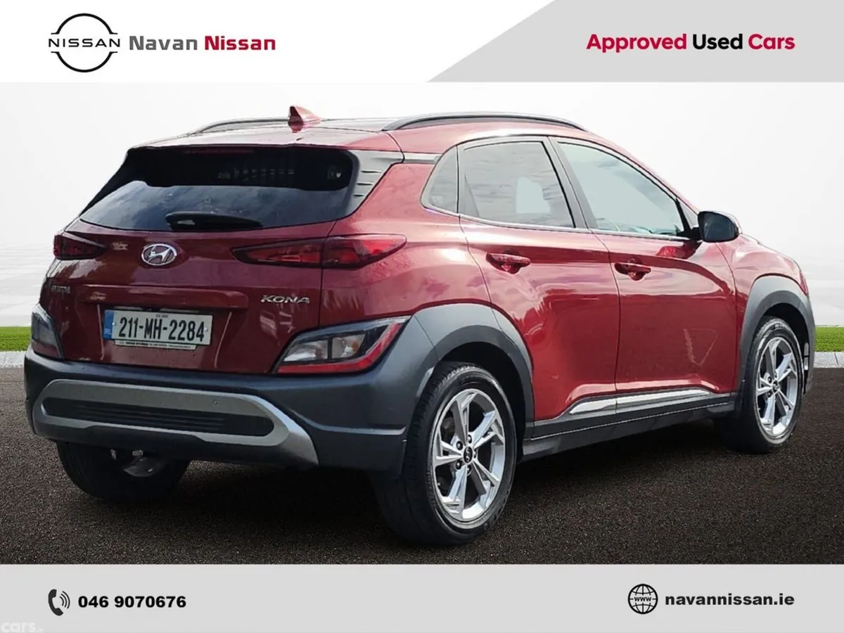 Hyundai KONA MPV, Petrol, 2021, Red