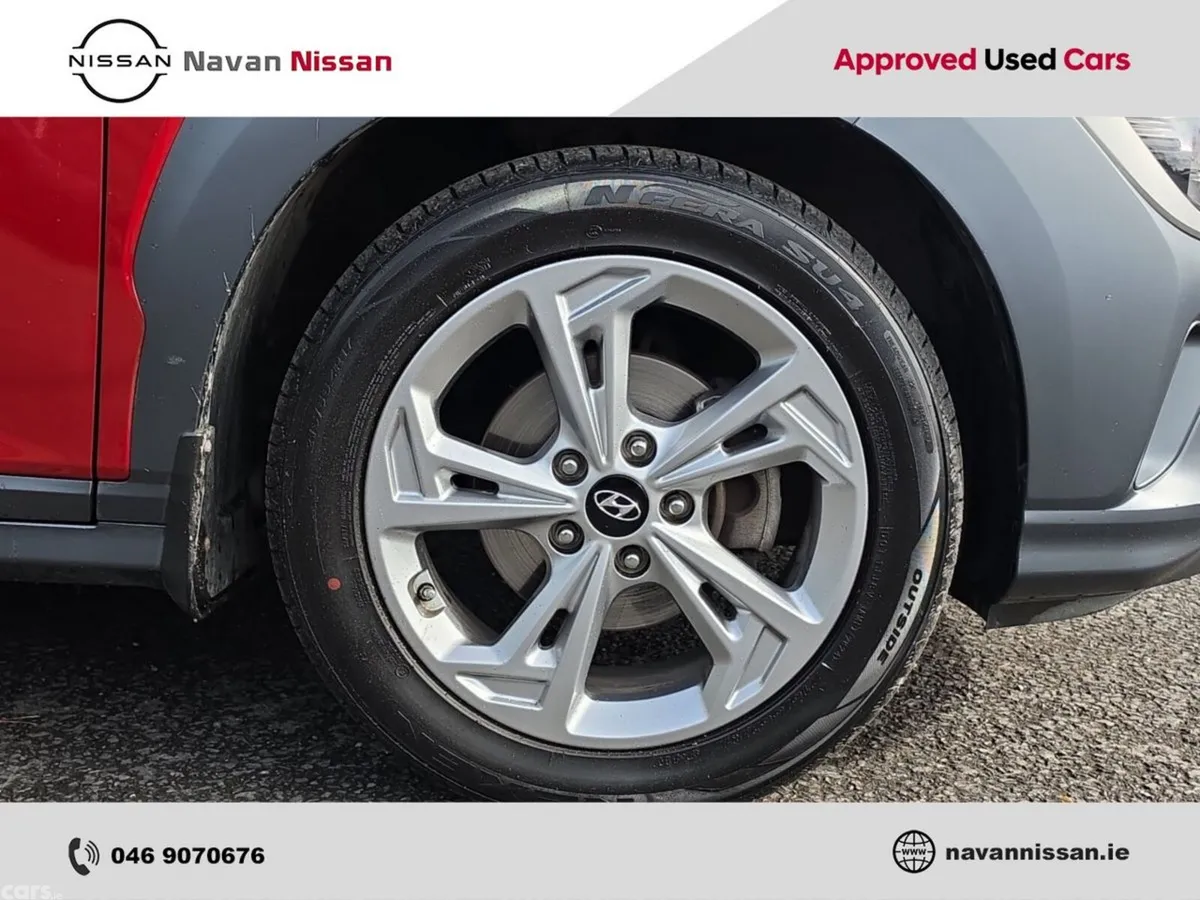 Hyundai KONA MPV, Petrol, 2021, Red
