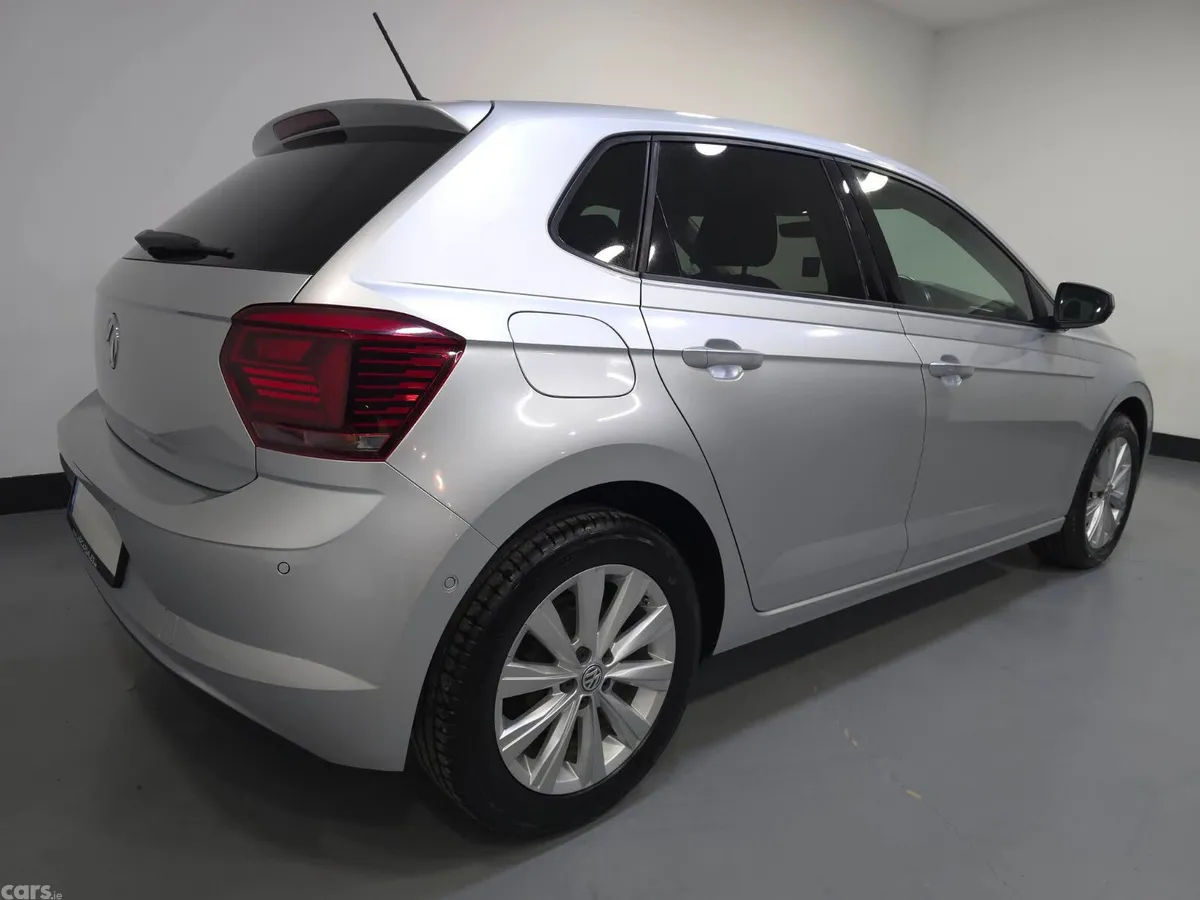 Volkswagen Polo Hatchback, Petrol, 2018, Silver
