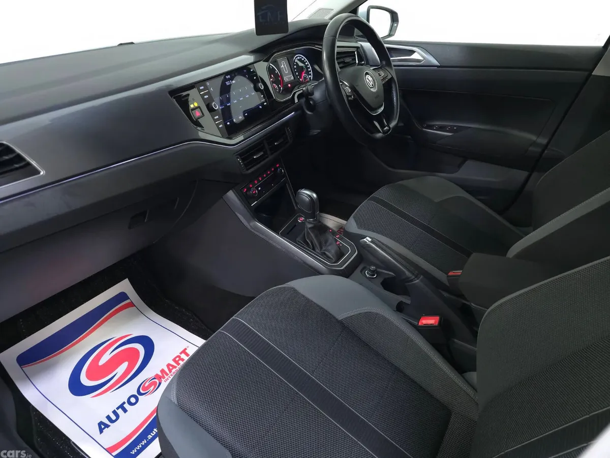 Volkswagen Polo Hatchback, Petrol, 2018, Silver
