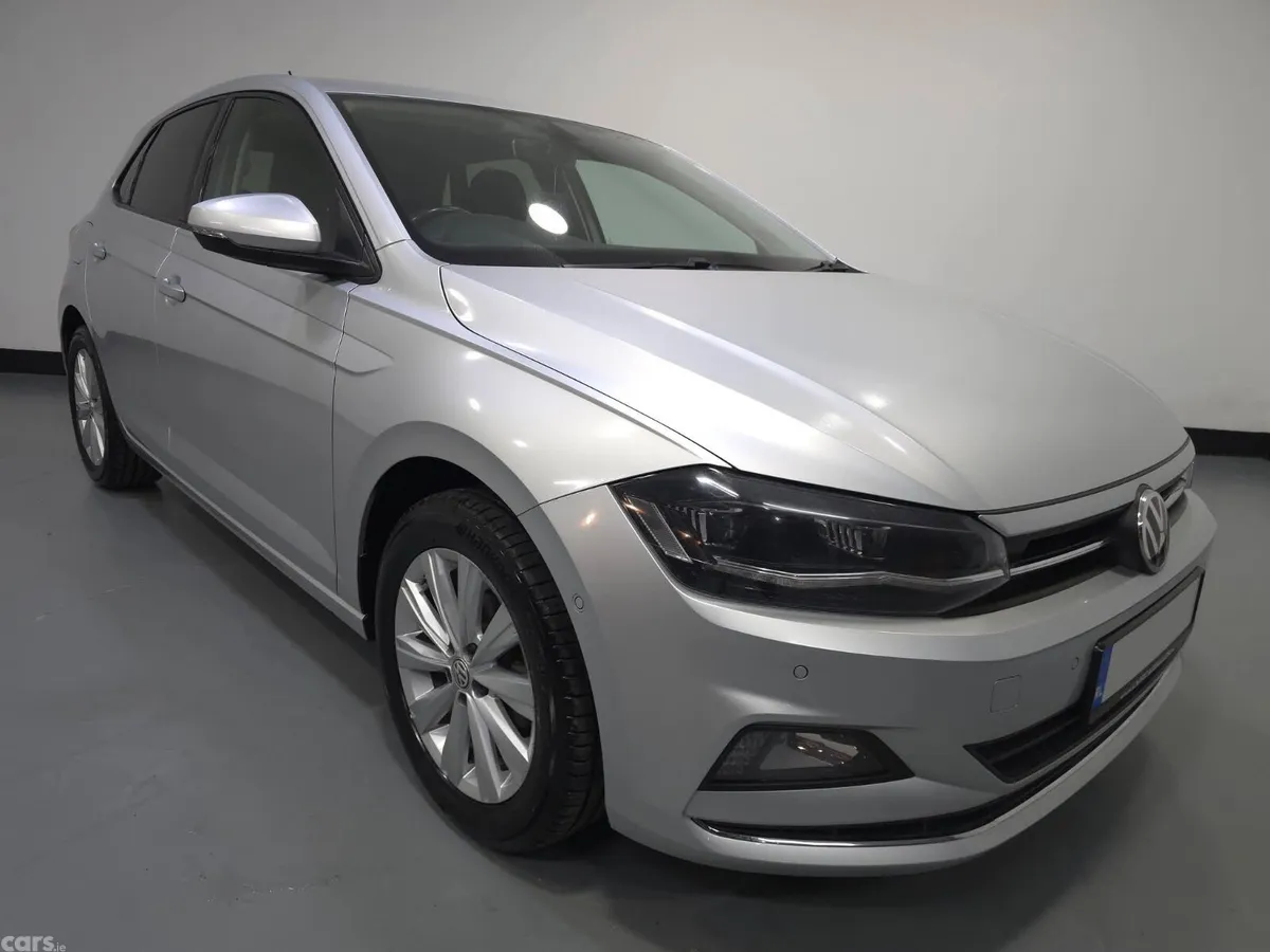 Volkswagen Polo Hatchback, Petrol, 2018, Silver