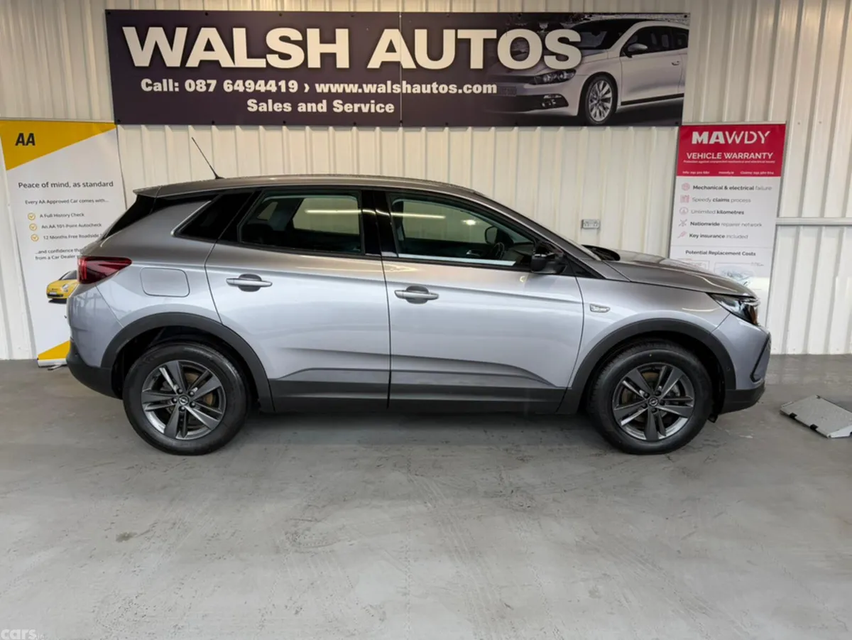 Opel Grandland MPV, Diesel, 2022, Grey