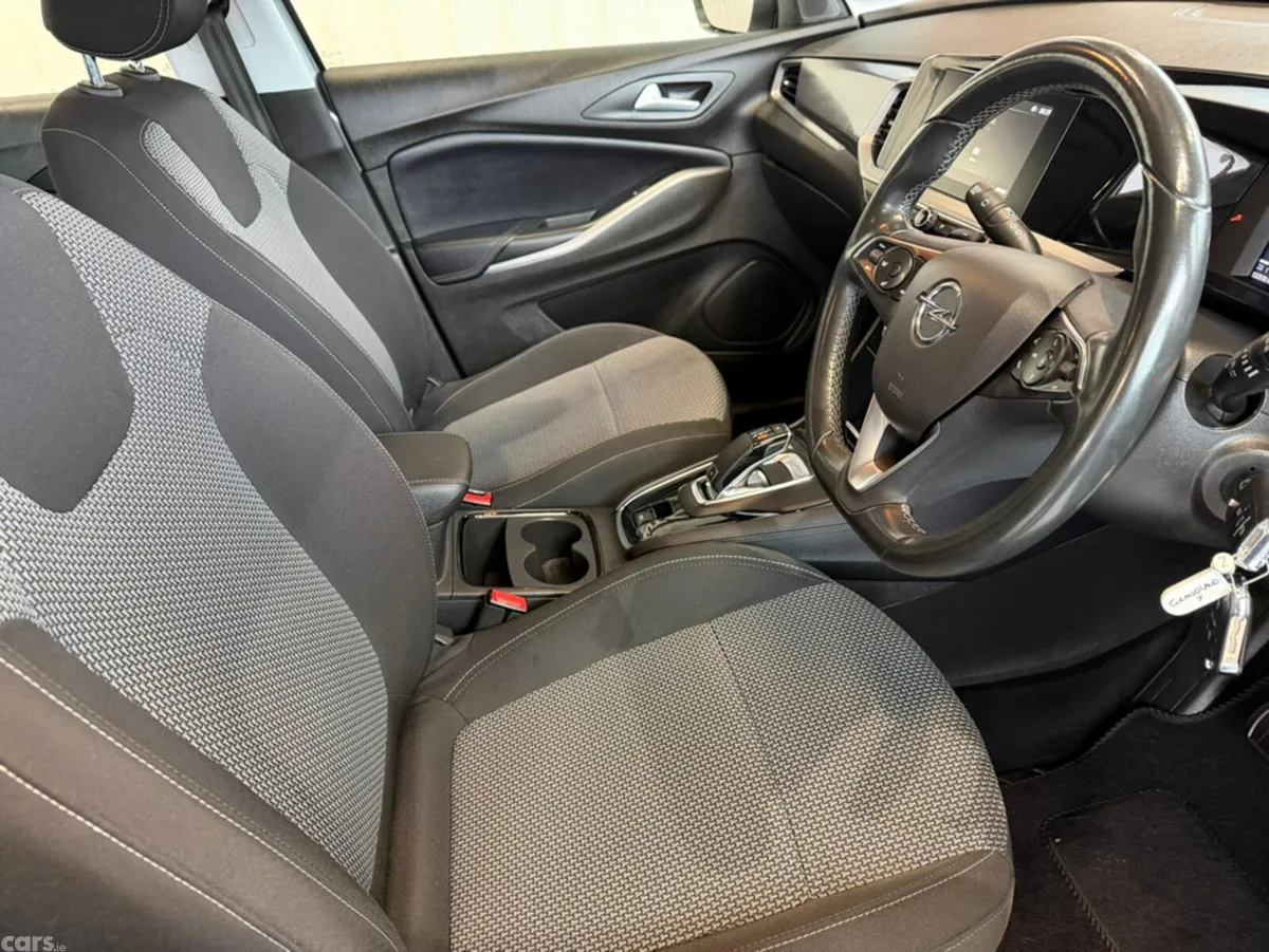 Opel Grandland MPV, Diesel, 2022, Grey