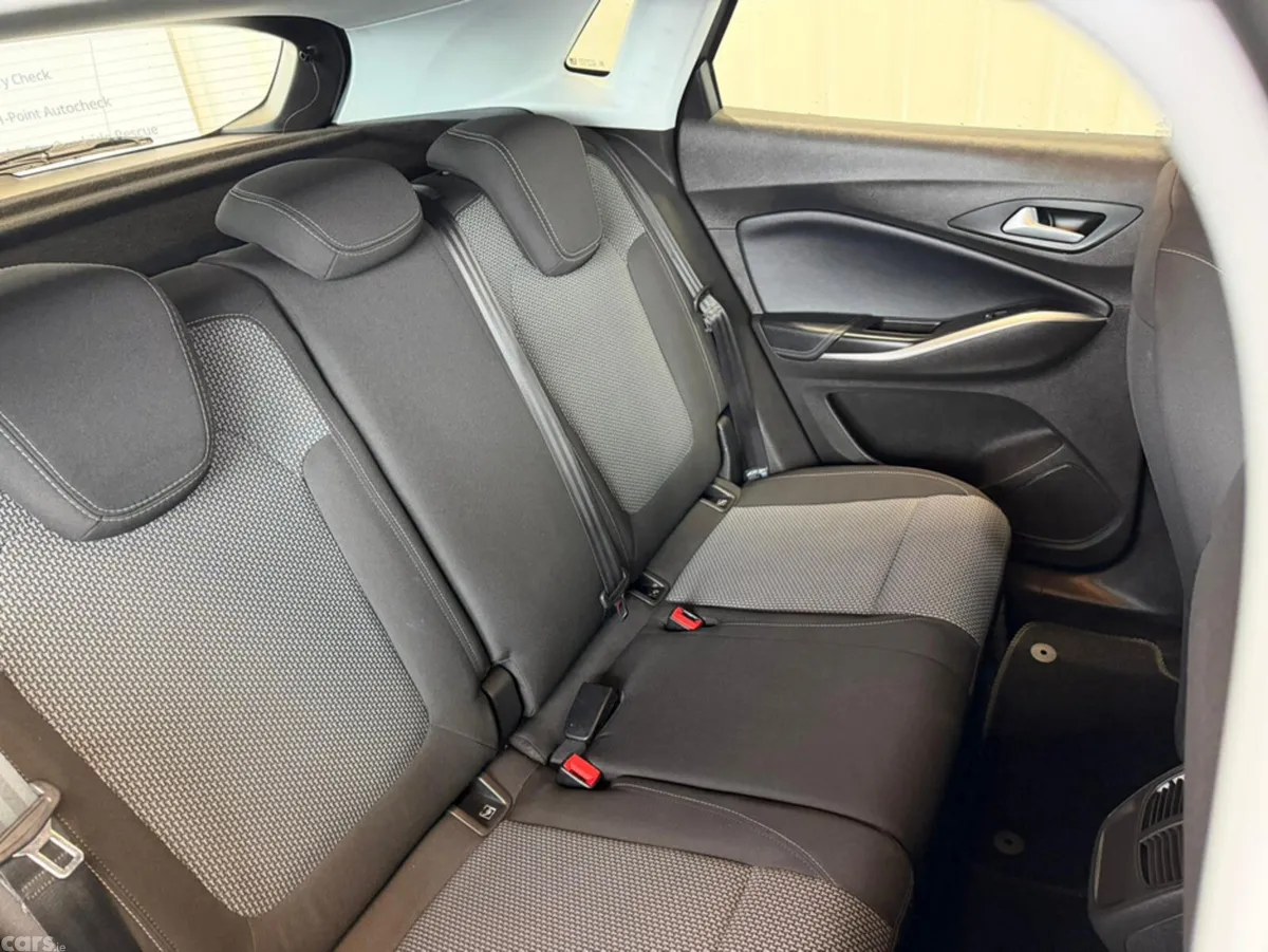 Opel Grandland MPV, Diesel, 2022, Grey