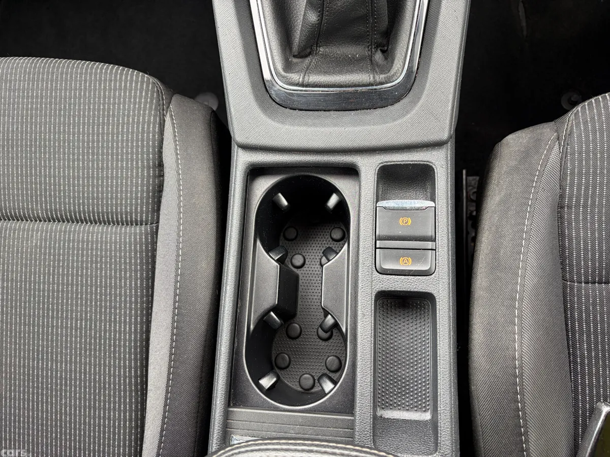 Skoda Octavia Hatchback, Diesel, 2022, Silver