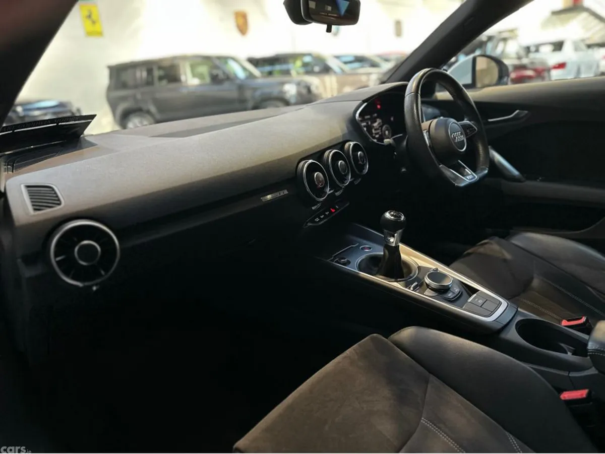 Audi TT Coupe, Petrol, 2017, White