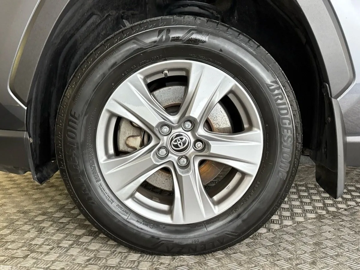 Toyota RAV4 SUV, Petrol Hybrid, 2024, Grey