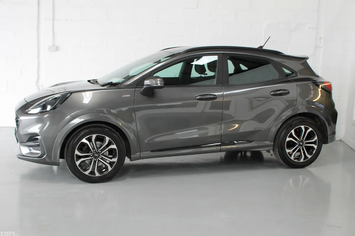 Ford Puma MPV, Petrol Hybrid, 2021, Grey