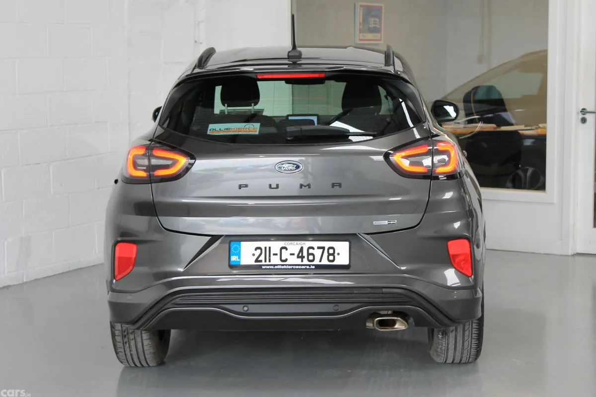 Ford Puma MPV, Petrol Hybrid, 2021, Grey