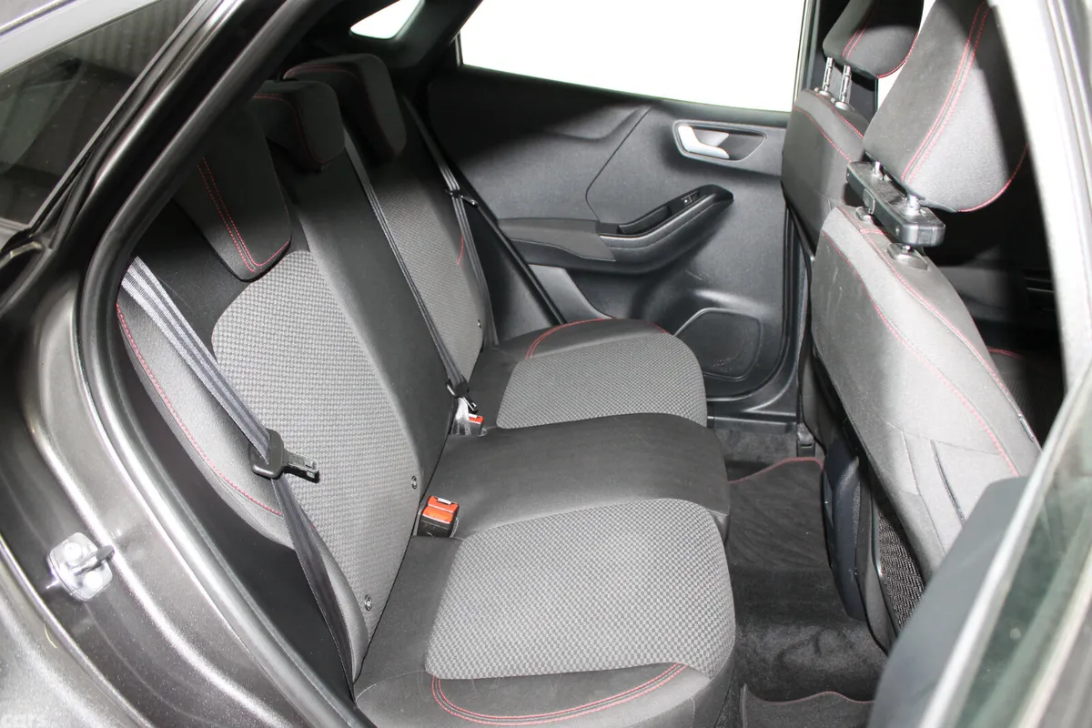 Ford Puma MPV, Petrol Hybrid, 2021, Grey