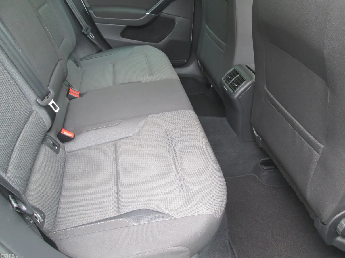 Volkswagen Golf Hatchback, Diesel, 2020, White