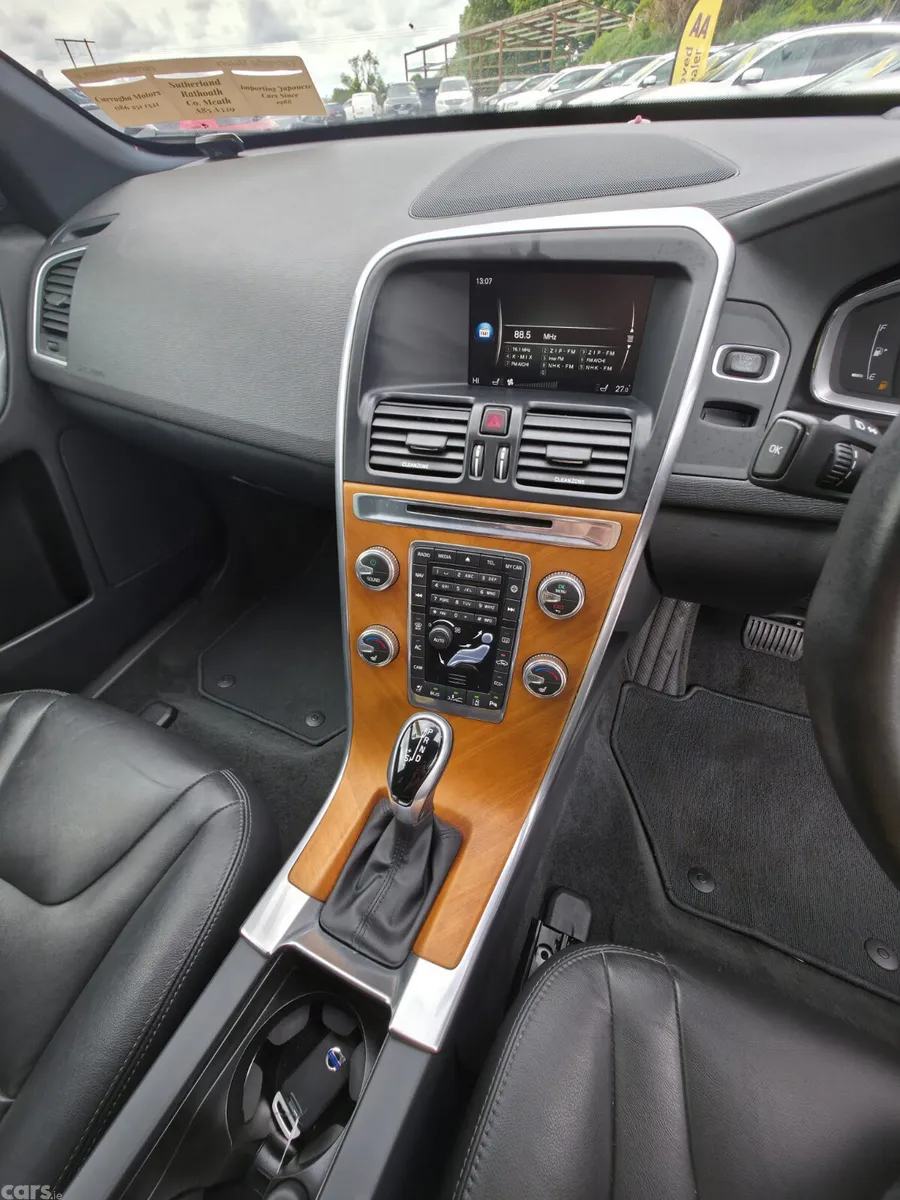 Volvo XC60 SUV, Diesel, 2017, Blue