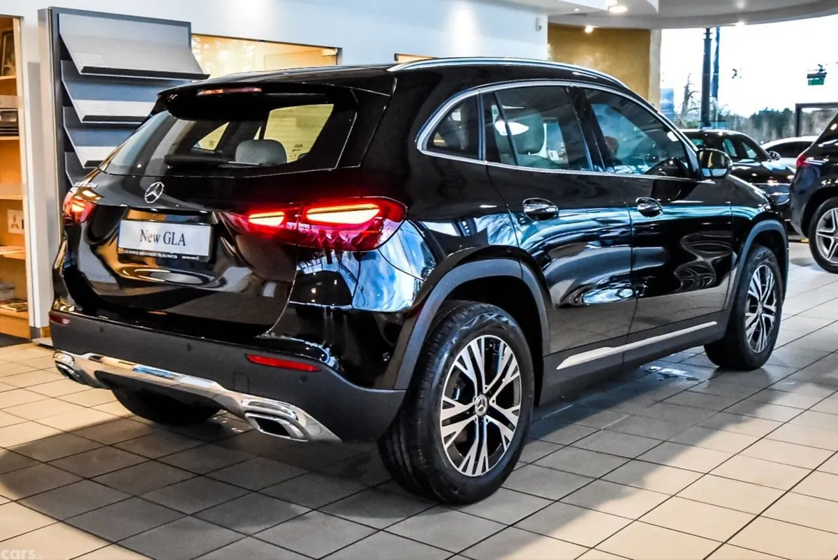 Mercedes-Benz GLA SUV, Diesel, 2026, Black