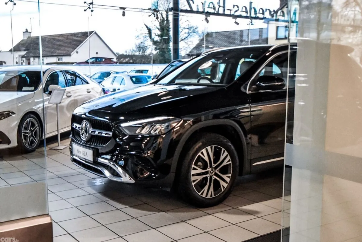 Mercedes-Benz GLA SUV, Diesel, 2026, Black