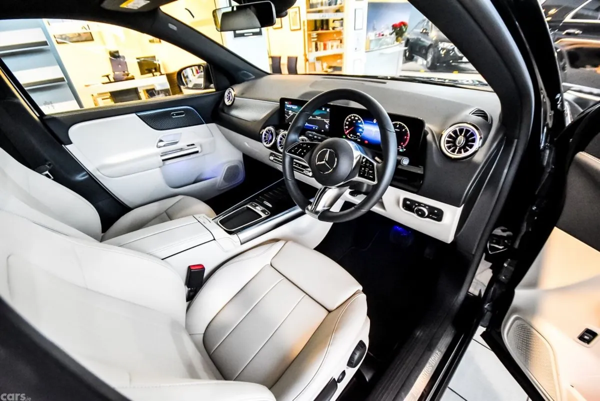 Mercedes-Benz GLA SUV, Diesel, 2026, Black