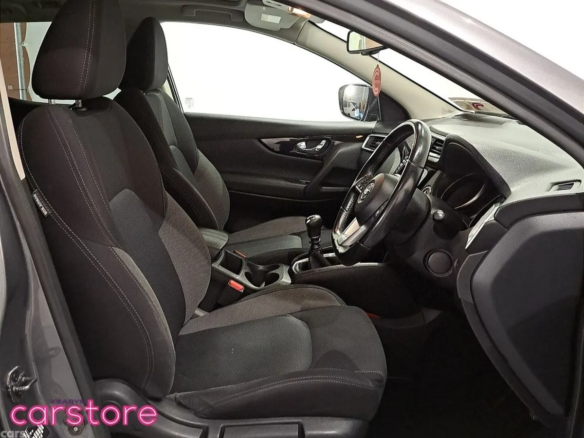 Nissan Qashqai MPV, Diesel, 2020, Grey