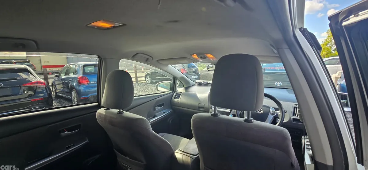 Toyota Prius Estate, Petrol Hybrid, 2012, White