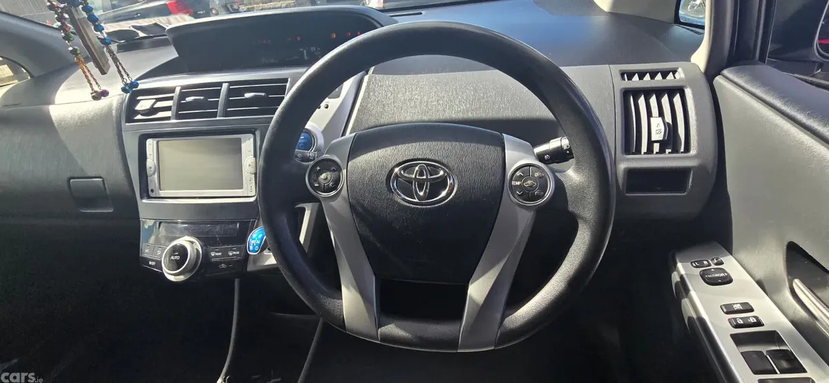 Toyota Prius Estate, Petrol Hybrid, 2012, White