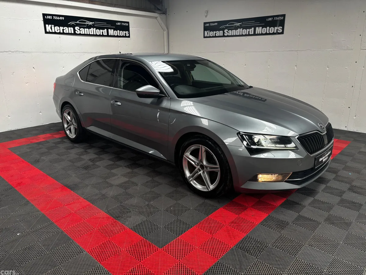 Skoda Superb Saloon, Diesel, 2016, Grey
