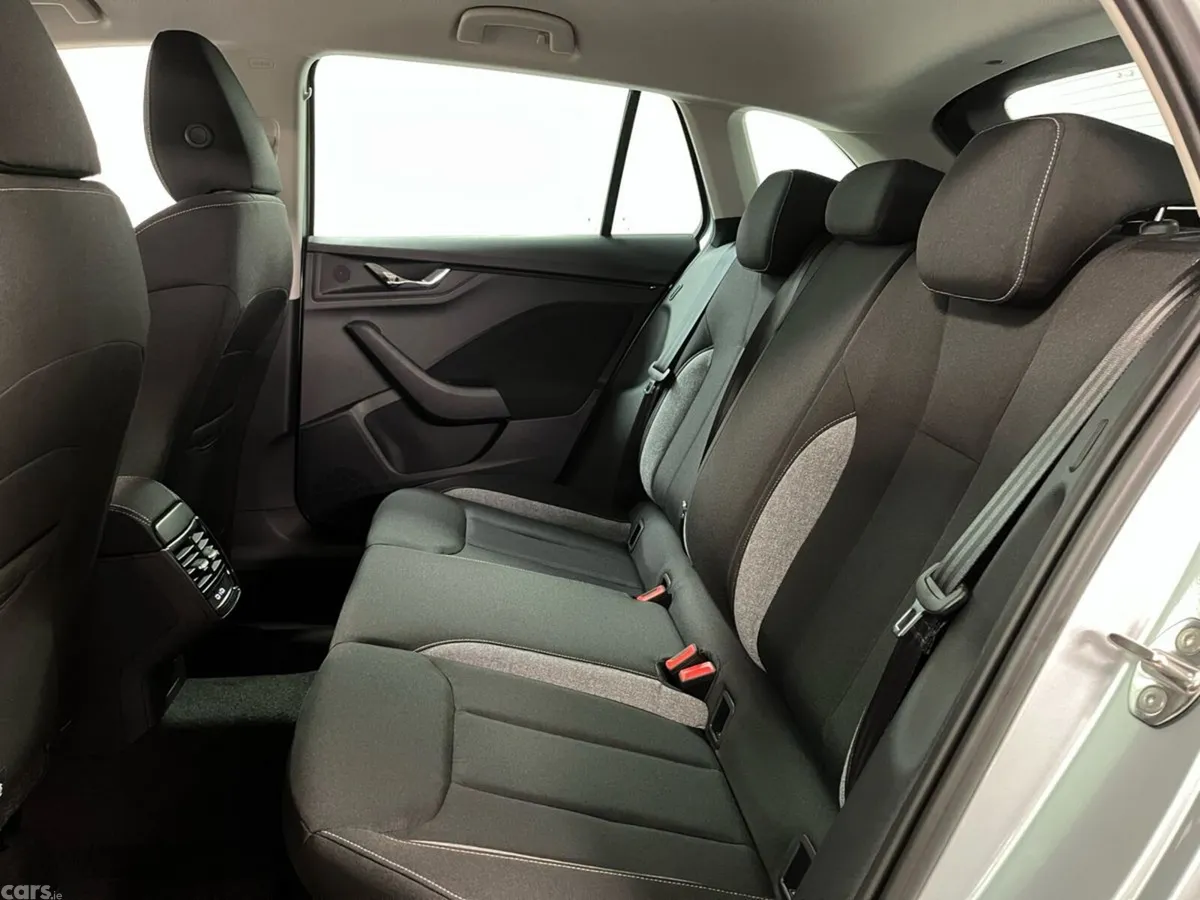Skoda Scala Hatchback, Petrol, 2026, Silver
