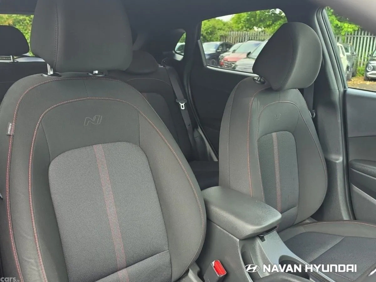 Hyundai KONA MPV, Petrol, 2022, Black