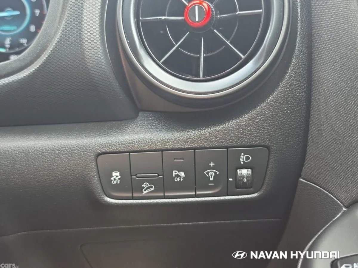 Hyundai KONA MPV, Petrol, 2022, Black