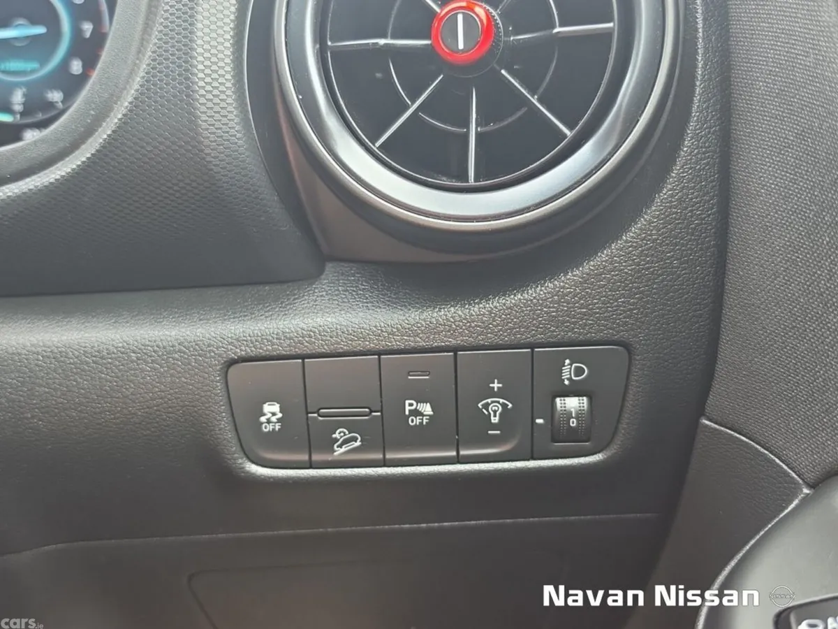 Hyundai KONA MPV, Petrol, 2022, Black