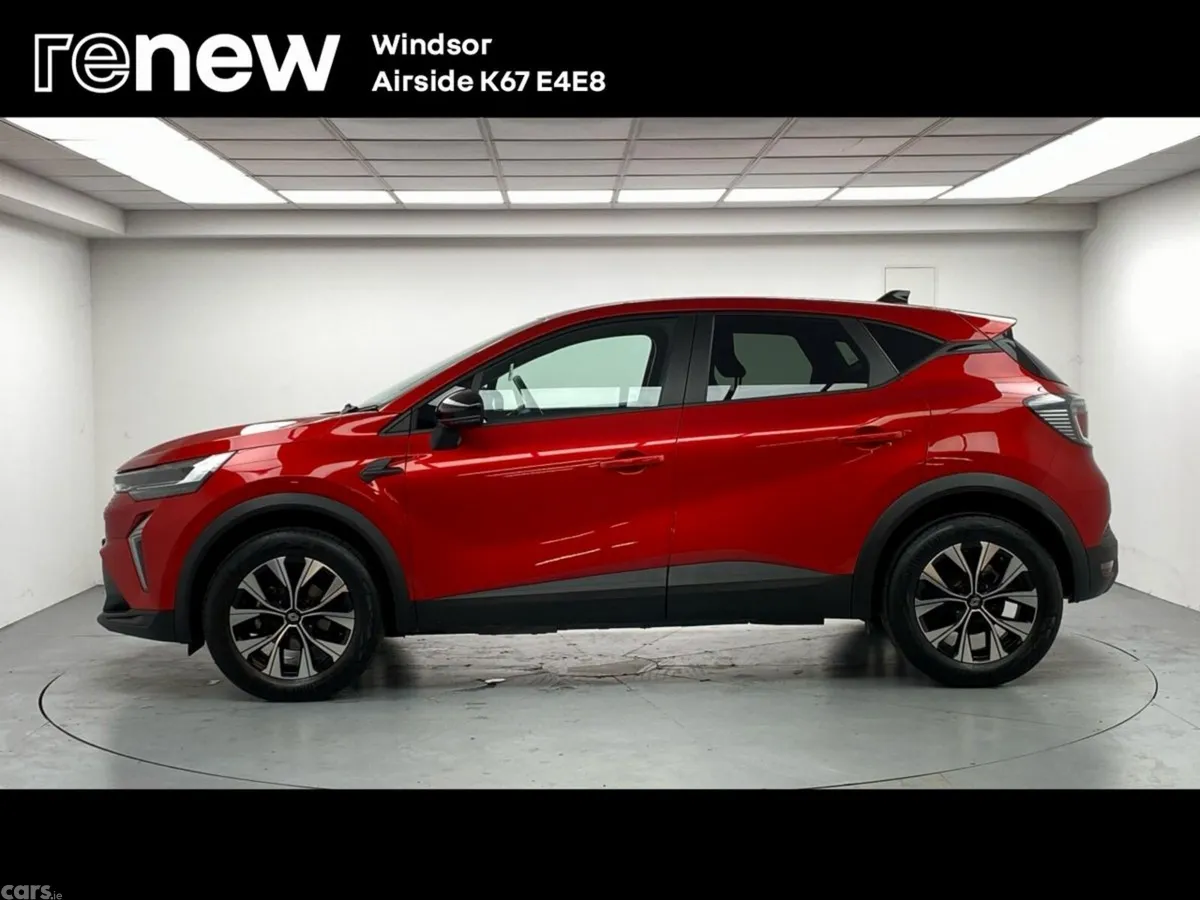 Renault Captur Hatchback, Petrol, 2025, Red