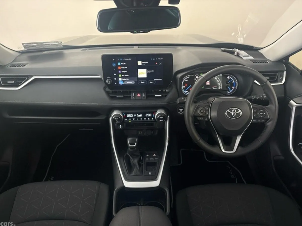Toyota RAV4 SUV, Petrol Hybrid, 2024, Grey
