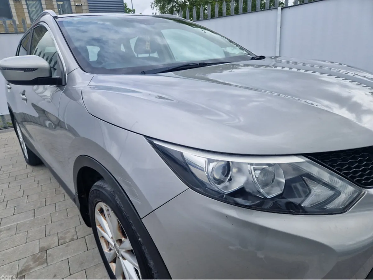 Nissan Qashqai MPV, Diesel, 2017, Grey