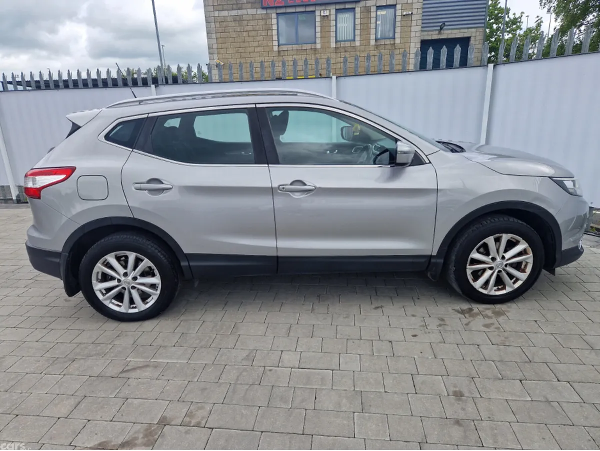 Nissan Qashqai MPV, Diesel, 2017, Grey