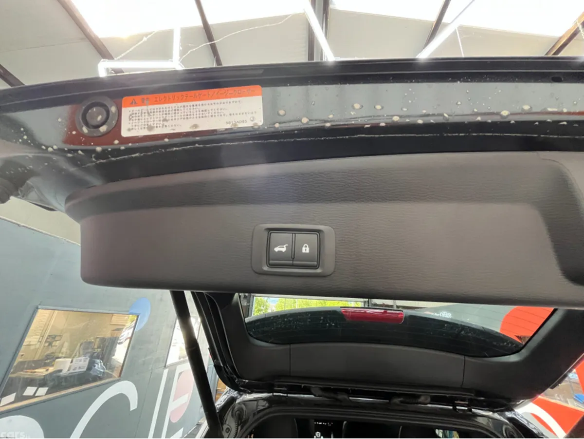 Mitsubishi Outlander SUV, Petrol Plug-in Hybrid, 2024, Black