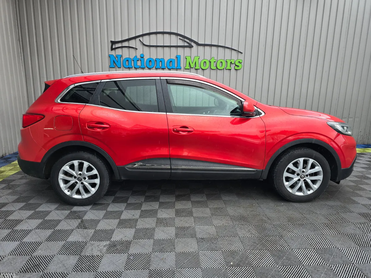 Renault Kadjar SUV, Diesel, 2016, Red