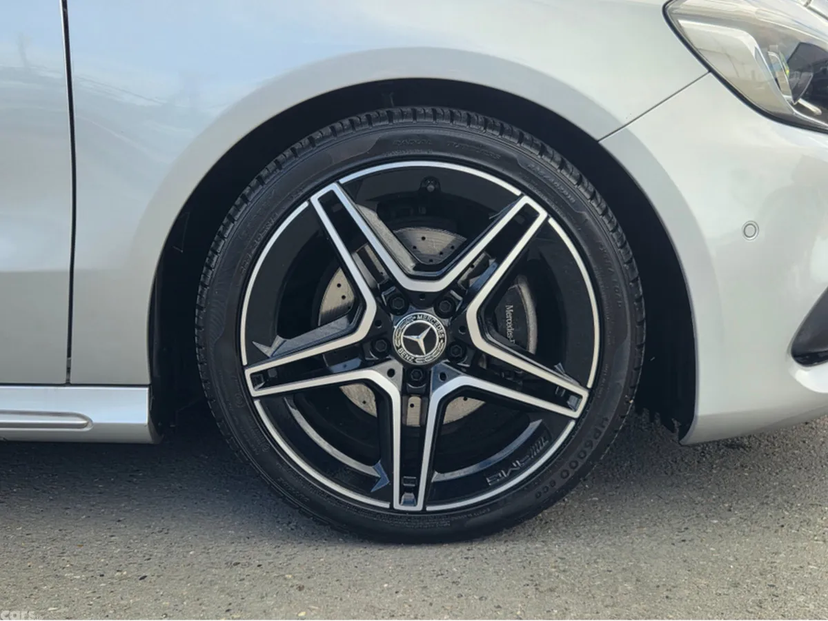 Mercedes-Benz A-Class Hatchback, Petrol, 2018, Silver