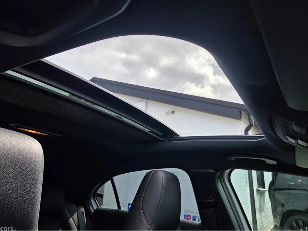 Mercedes-Benz A-Class Hatchback, Petrol, 2018, Silver