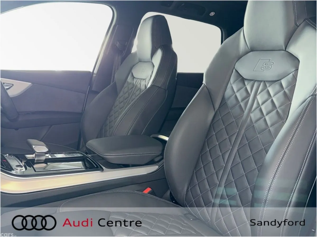 Audi Q7 SUV, Petrol Plug-in Hybrid, 2026, White