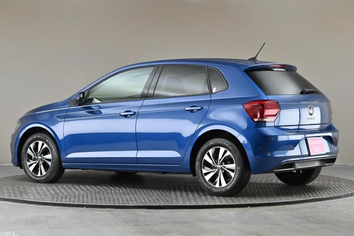 Volkswagen Polo Hatchback, Petrol, 2021, Blue