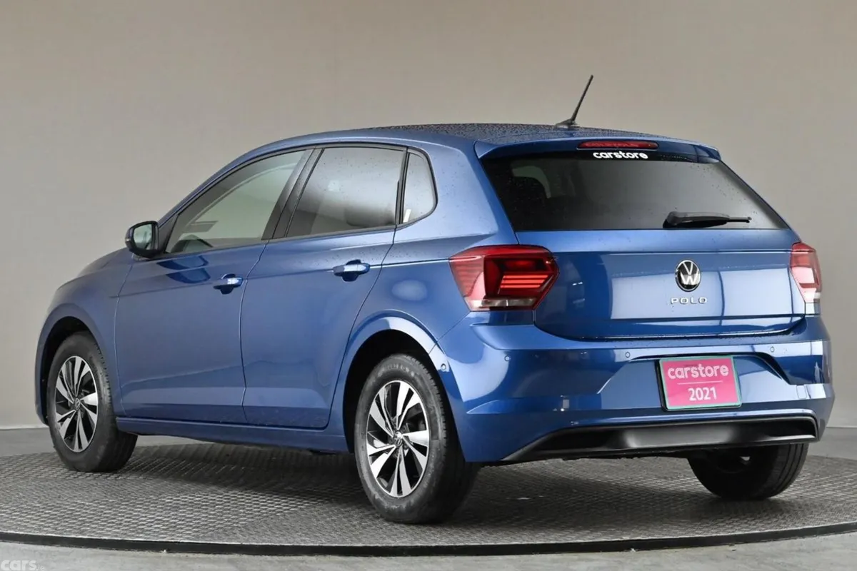 Volkswagen Polo Hatchback, Petrol, 2021, Blue