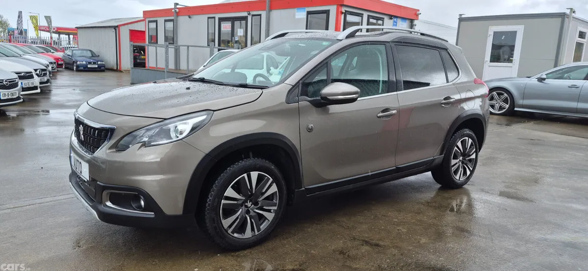 Peugeot 2008 MPV, Petrol, 2017, Grey
