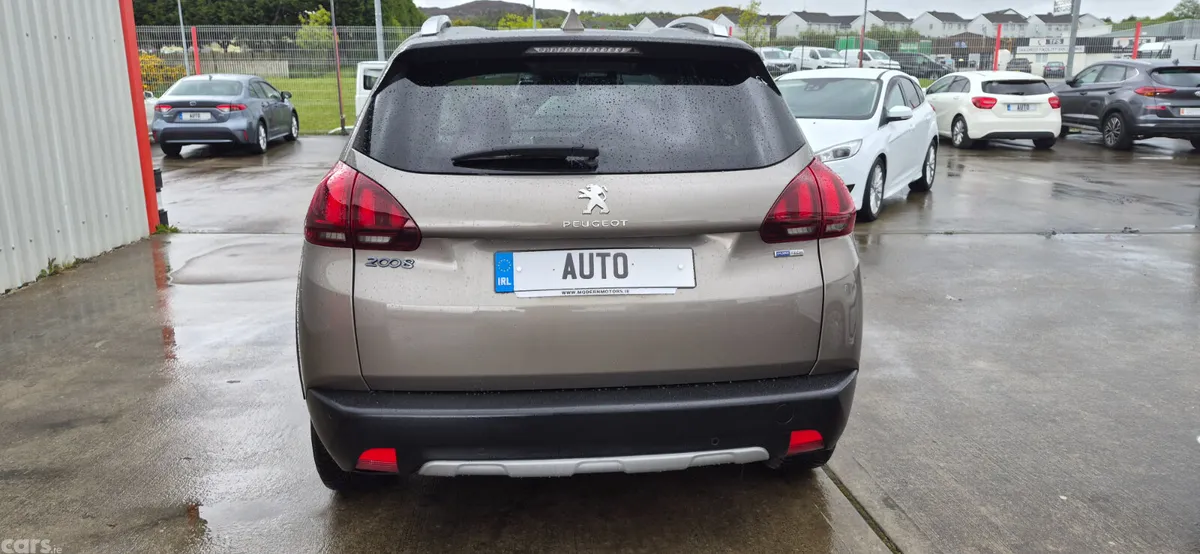 Peugeot 2008 MPV, Petrol, 2017, Grey
