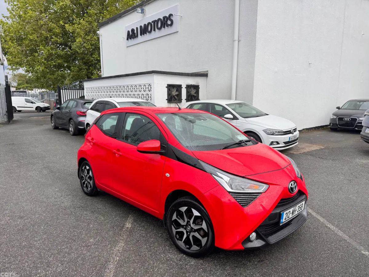 Toyota Aygo Hatchback, Petrol, 2021, Red