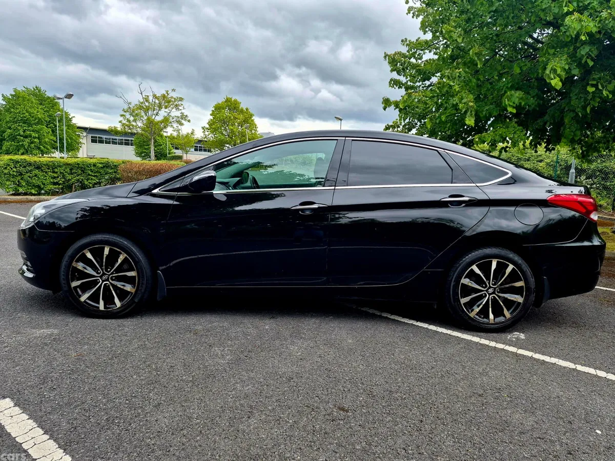Hyundai i40 Saloon, Diesel, 2016, Black