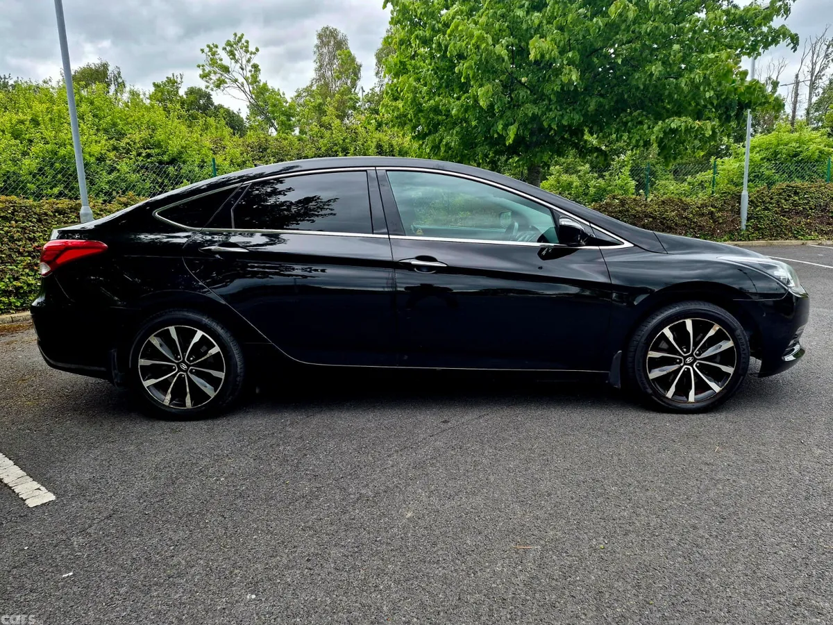 Hyundai i40 Saloon, Diesel, 2016, Black