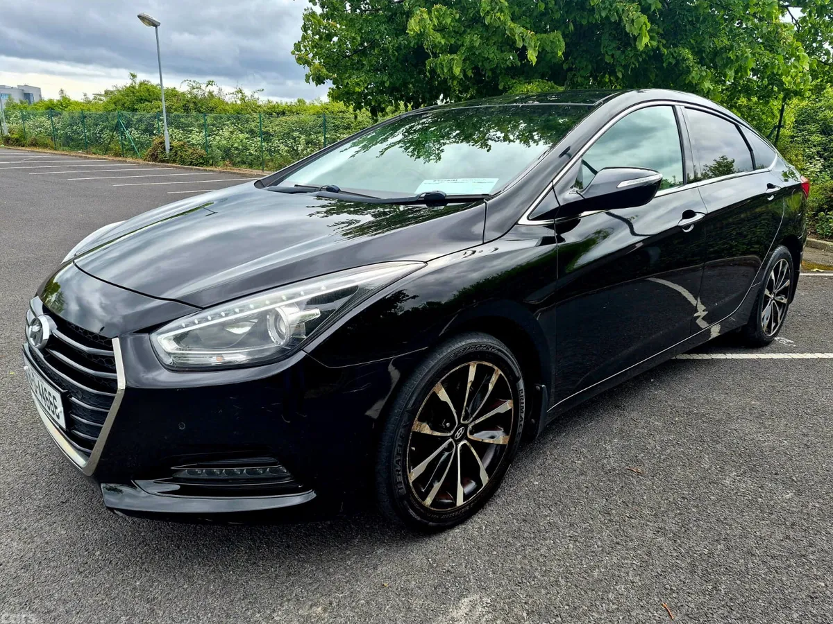 Hyundai i40 Saloon, Diesel, 2016, Black