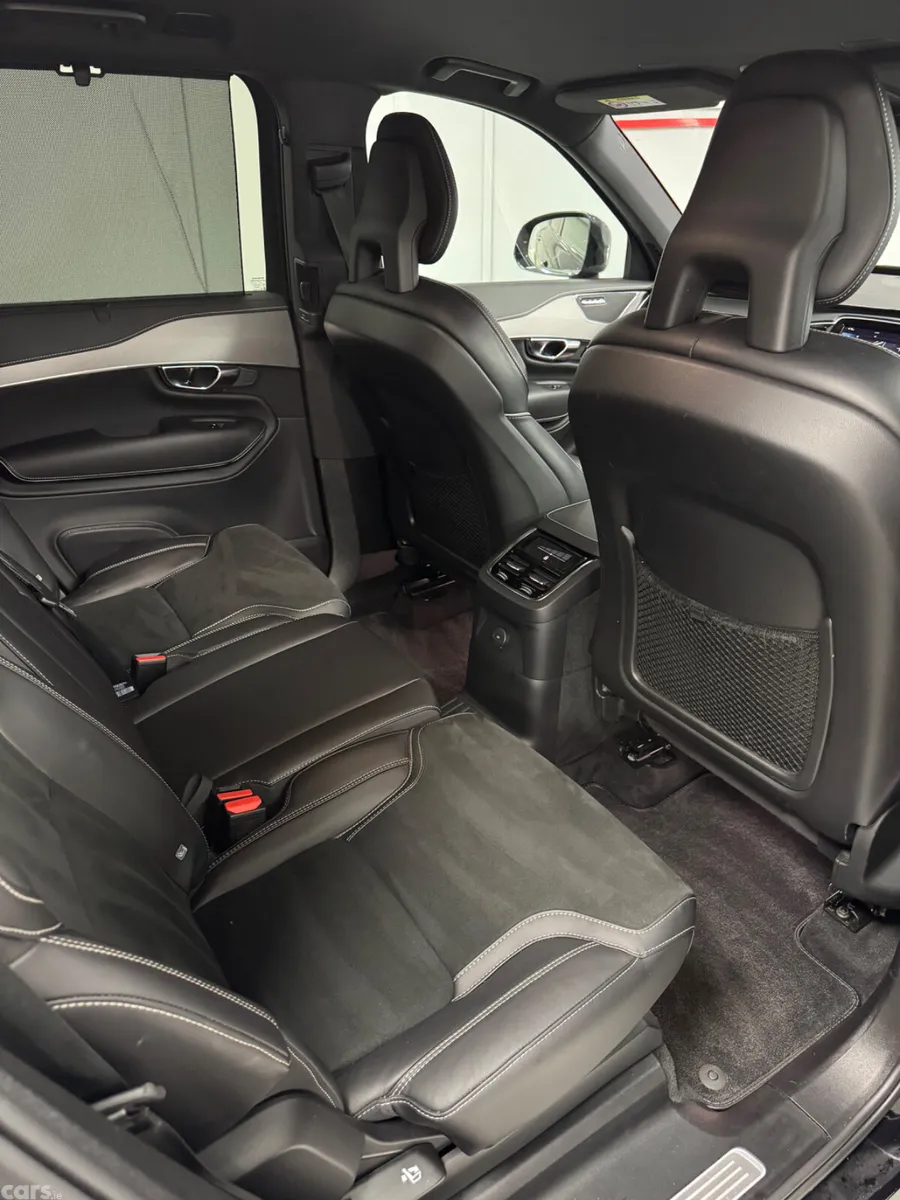 Volvo XC90 SUV, Petrol Hybrid, 2021, Black